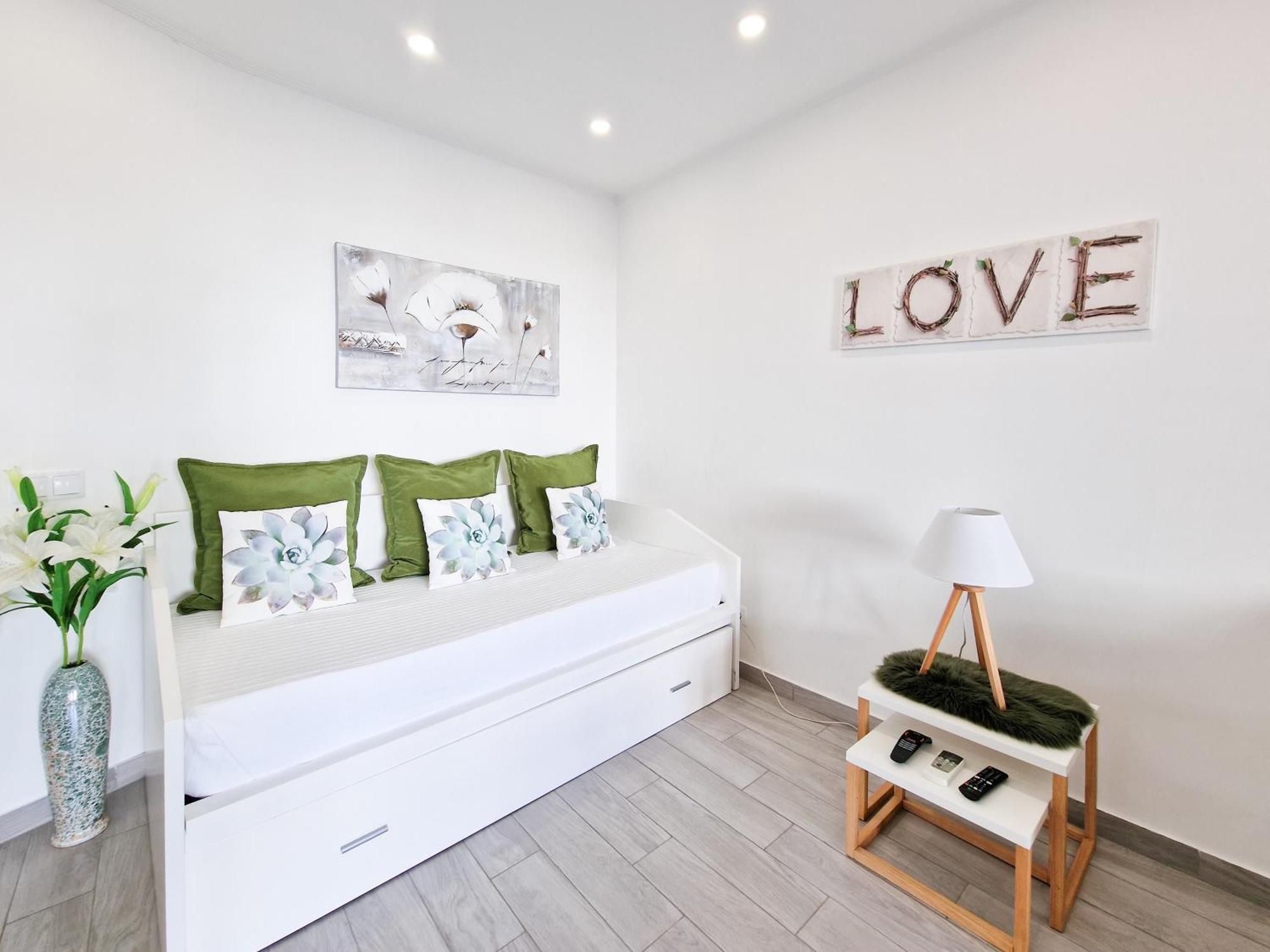 פורטימאו Apartment Praia Rocha Tropical מראה חיצוני תמונה