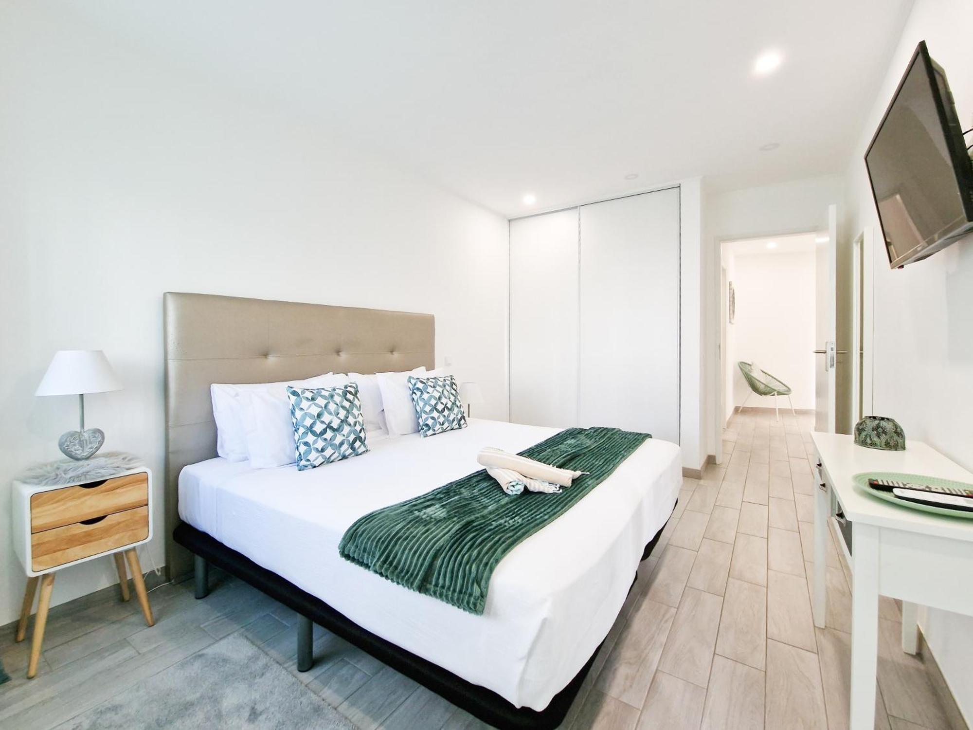 פורטימאו Apartment Praia Rocha Tropical מראה חיצוני תמונה